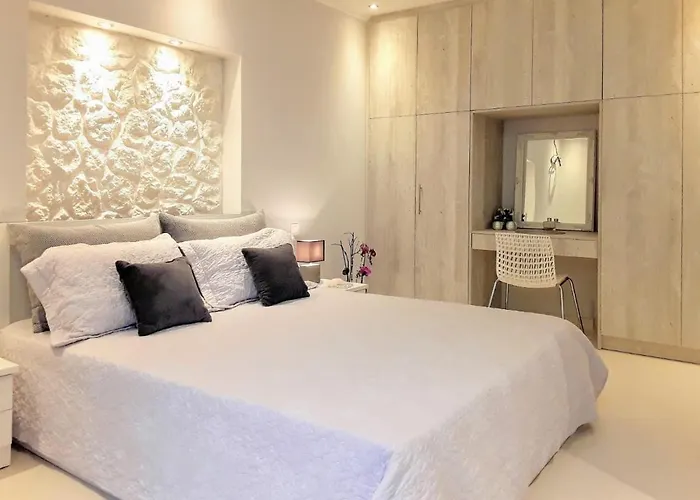 Sunshine 3 With Sea View Vakantiehuis