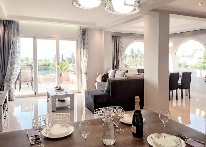 Sunshine 3 With Sea View *