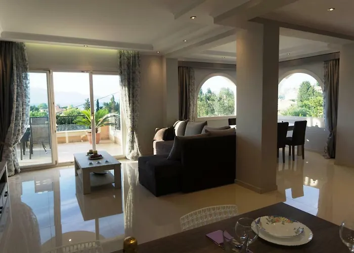 Sunshine 3 With Sea View