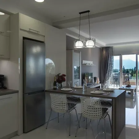 Holiday home Sunshine 3 With Sea View Alepou